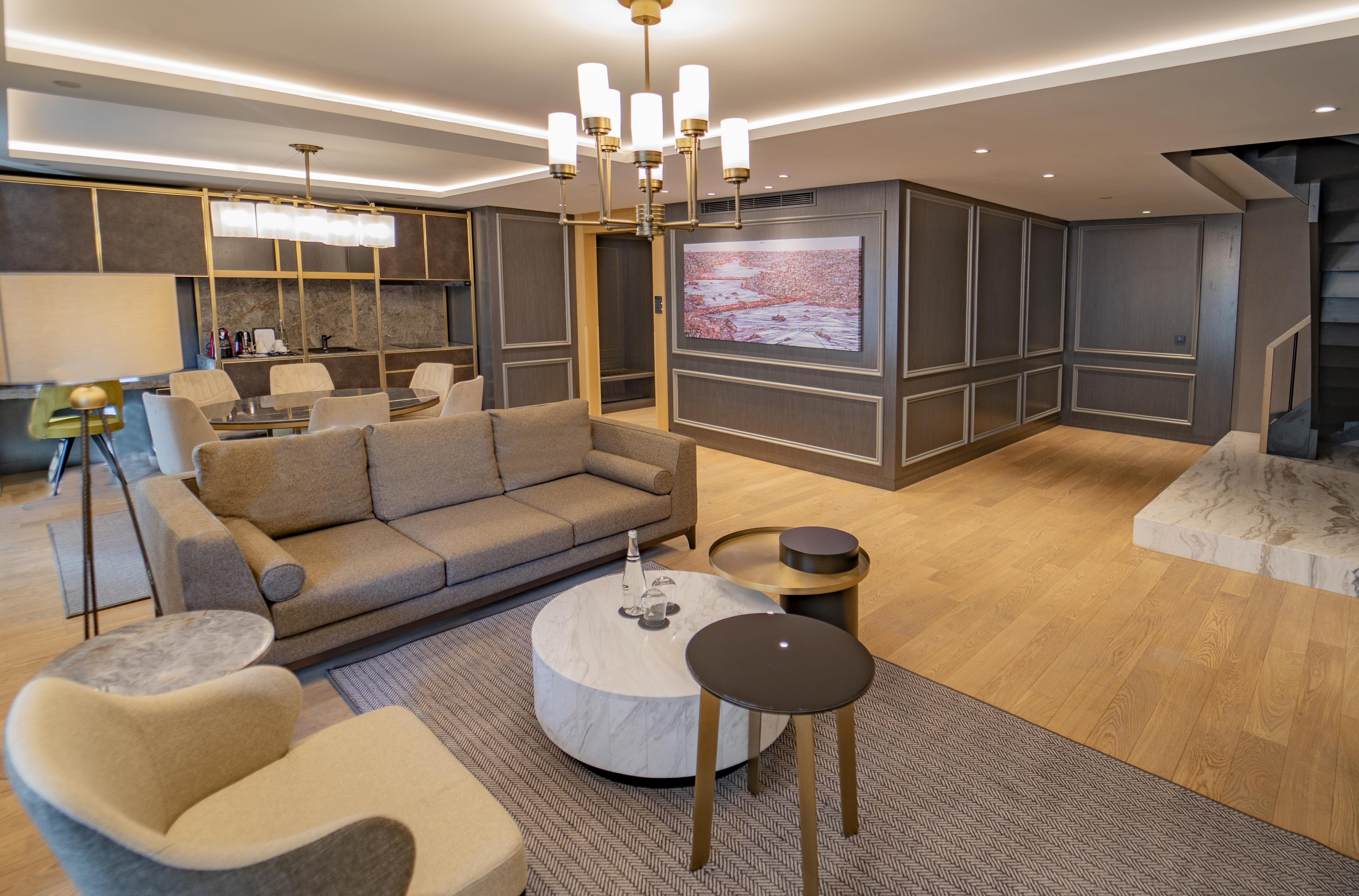 소피델 이스탄불 탁심 호텔 외부 사진 The interior of the 1000-square-metre (1,100-square-yard) presidential suite
