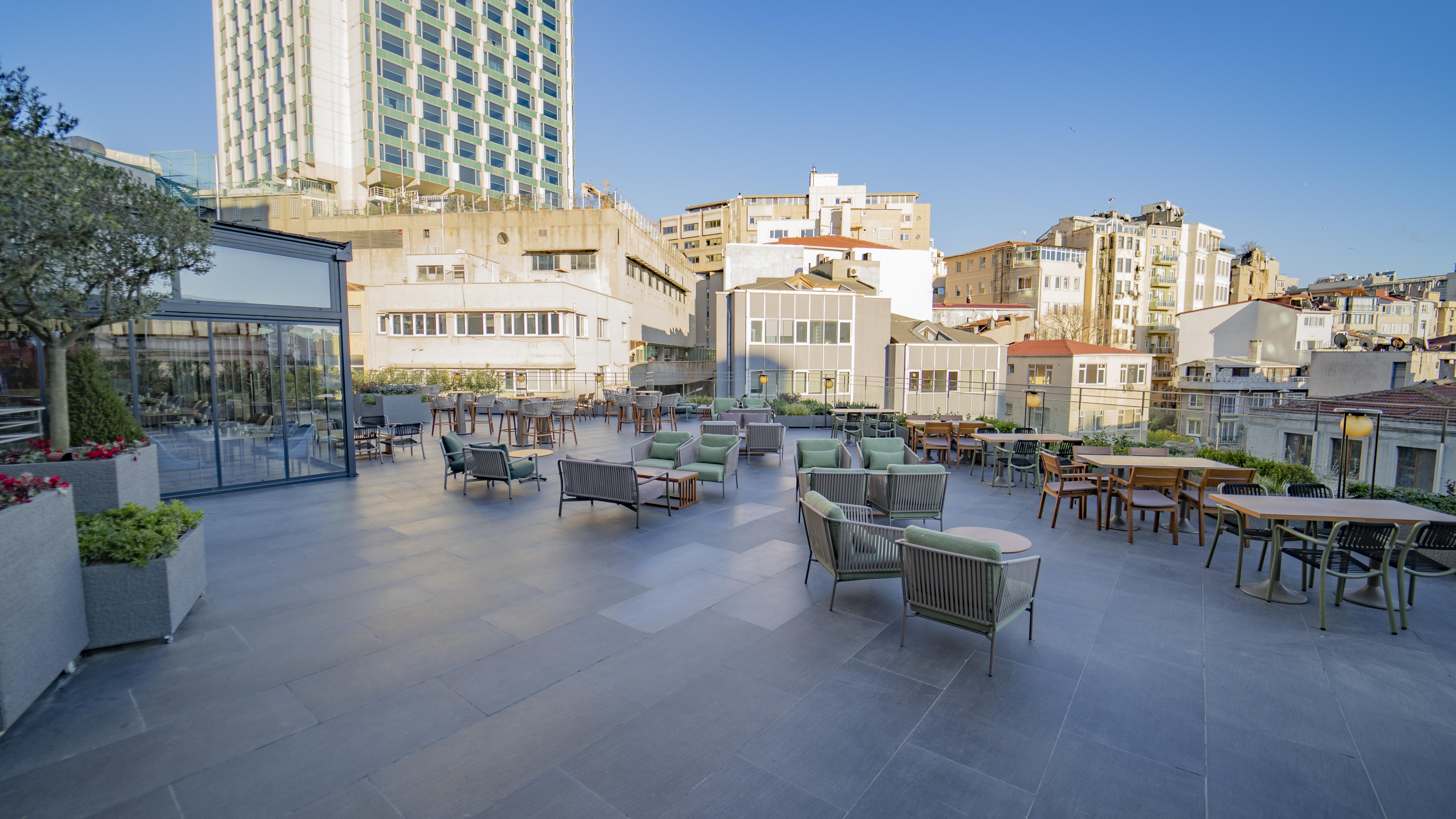 소피델 이스탄불 탁심 호텔 외부 사진 The rooftop terrace