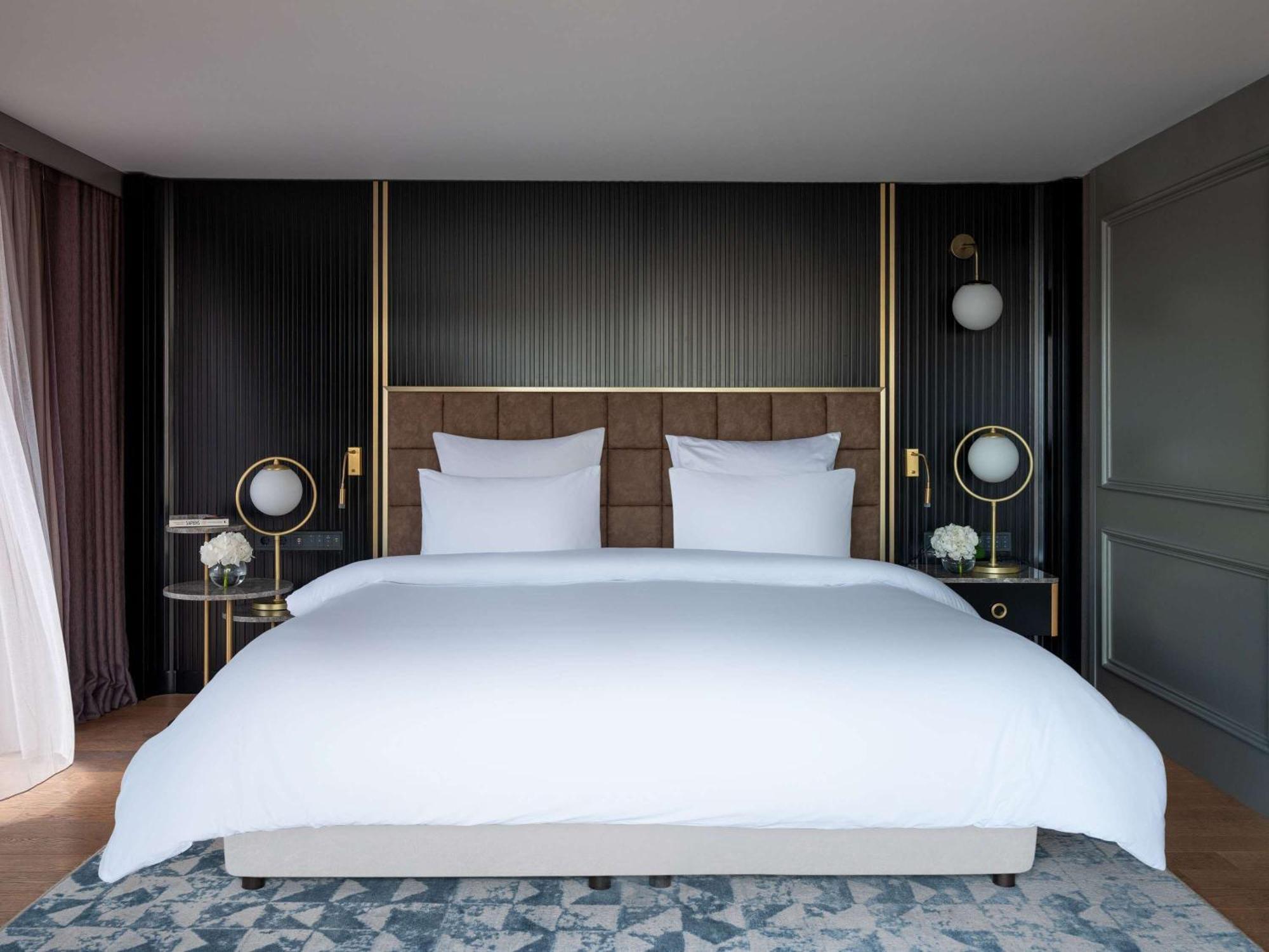 소피델 이스탄불 탁심 호텔 외부 사진 A bedroom at the hotel